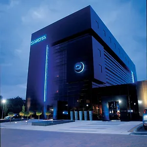 Otel Mour, Mansfield